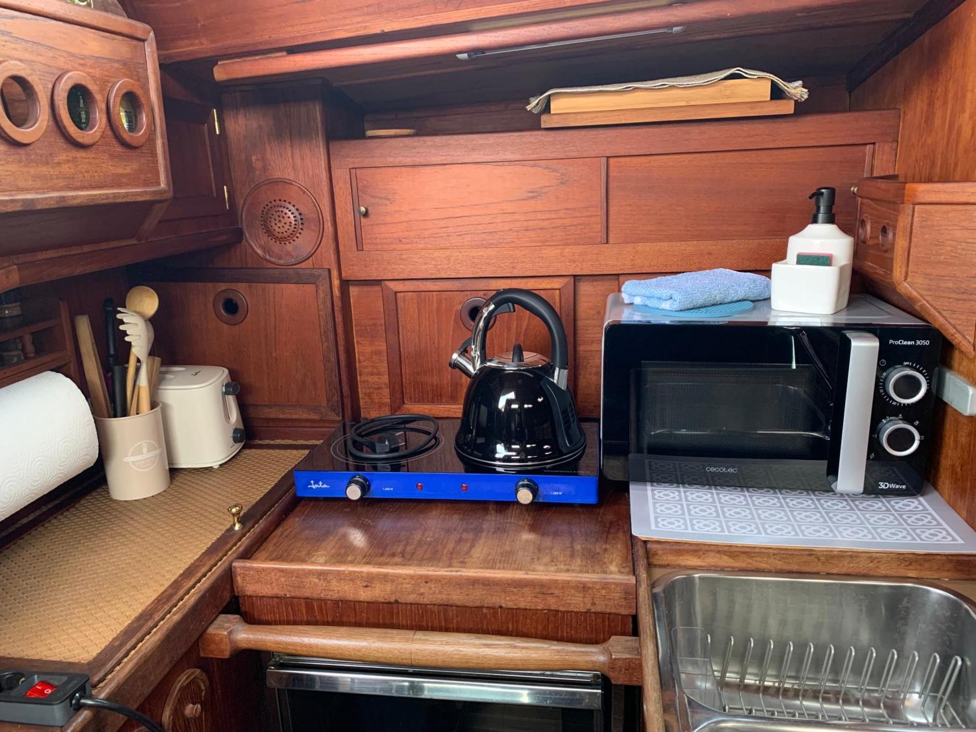 ホテル Unique Wooden Sail Yacht + 2 Bikes Included! サン・アドリア・デ・ベソス エクステリア 写真
